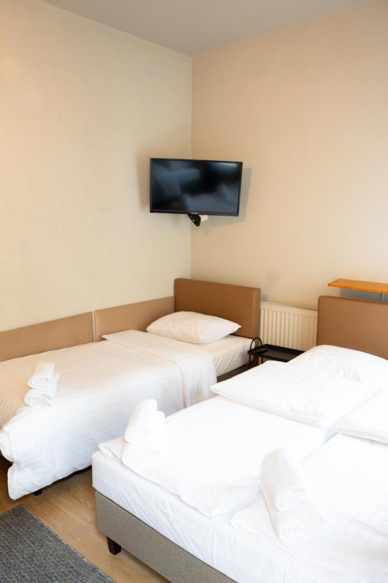 Hotelik Relax H360 Lodz  Luaran gambar